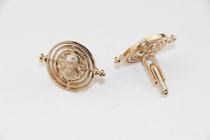 Boutons <span class=keywords><strong>de</strong></span> manchette ZRM Fashion Movie Charm Potter Time Turner <span class=keywords><strong>Hermione</strong></span> <span class=keywords><strong>Granger</strong></span> en alliage <span class=keywords><strong>de</strong></span> zinc triangulaires rotatifs pour bijoux masculins - Anniversaire - Product Image 4
