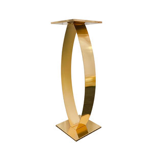 Elegante Soporte de Flores Dorado en Forma de Espiral para Decoración de Bodas y Fiestas - Product Image 1