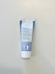Crème visage best-seller pour un nettoyage profond, élimine le tartre, blanchit les dents jaunes, traite la mauvaise haleine, éclaircit les gencives - Product Image 1