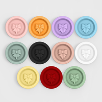 Couvercles en silicone pour bocaux Mason avec trou pour paille, double ajustement pour bocaux à bouche normale et large, et bouchons anti-fuite