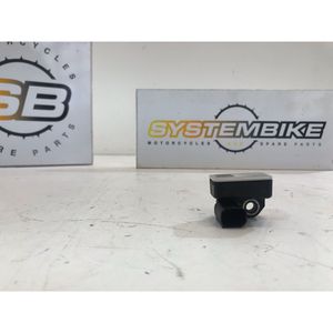 Étriers de frein avant KTM compatibles avec 1290 Super Duke GT R 2014-2023 et 690 Duke R 2013-2017 - Product Image 5
