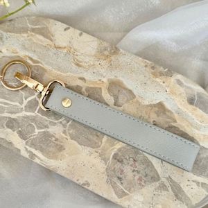 Porte-clés de voiture en cuir PU personnalisé avec logo d'usine, cordon anti-perte DIY, accessoires, cadeau, pendentif - Product Image 4