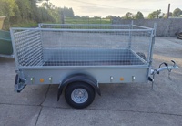 Remorque de fret compacte de 750 kg avec rampe, sans frein, à essieu unique, galvanisée, avec côtés grillagés