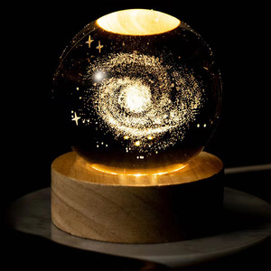 <span class=keywords><strong>Bola</strong></span> de cristal 3D Planeta de cristal luz nocturna con base de madera USB Led luz nocturna <span class=keywords><strong>bola</strong></span> de cristal lámpara de mesa - Product Image 4