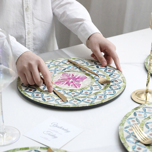 Set <span class=keywords><strong>de</strong></span> <span class=keywords><strong>table</strong></span> rond <span class=keywords><strong>de</strong></span> luxe doré en forme <span class=keywords><strong>de</strong></span> coquillage <span class=keywords><strong>de</strong></span> cristal pour mariage, décoration <span class=keywords><strong>de</strong></span> <span class=keywords><strong>table</strong></span> à manger - Product Image 4