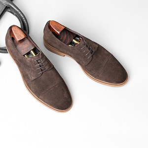 Chaussures habillées pour hommes en cuir de vachette véritable, style brogue, à enfiler, à bout pointu, avec soutien de la voûte plantaire, semelles imperméables et respirantes - Product Image 3