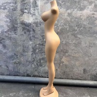 Mannequins de vitrine grandeur nature sans tête en PE pour femme adulte, modèle YF-001, extra grands, avec poitrine et fessiers prononcés, de l'usine de Guangzhou