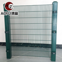 Clôture anti-escalade 358 pour l'extérieur Clôture agricole et porte de jardin épaissie et résistante à la pourriture Panneaux de clôture en maille haute sécurité avec poteau