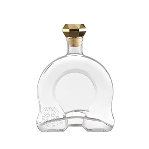 波尔多750毫升玻璃酒瓶，带木制螺旋盖定制标志橡胶套，用于液体或液体密封