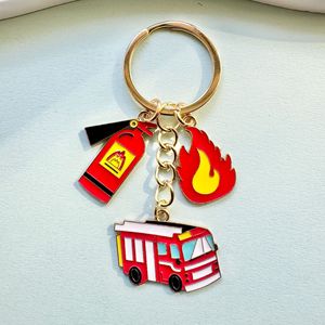 Porte-clés Thème Pompiers AM ; Pendentif Métallique <span class=keywords><strong>Extincteur</strong></span> et Camion de Pompiers ; Cadeau Culturel et Créatif sur le Thème des Pompiers - Product Image 4