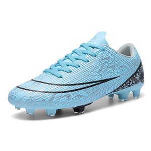 Venta al por mayor de zapatillas de fútbol de caña baja transfronterizas para hombres, mujeres y niños - Zapatillas de fútbol con tacos largos, zapatillas de entrenamiento con tacos - Product Image 1