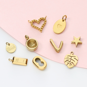 Bán Buôn Tùy Chỉnh 3D Thẻ Kim Loại Thép Không Gỉ Khắc Thương Hiệu Logo Kim Loại Quyến Rũ Mặt Dây Chuyền Với Chiếc Nhẫn Đối Với Trang Sức - Product Image 5