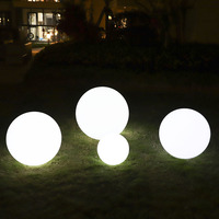 Boule lumineuse LED étanche rechargeable pour extérieur, pelouse, cour, décorative, en plastique, IP55, à intensité variable