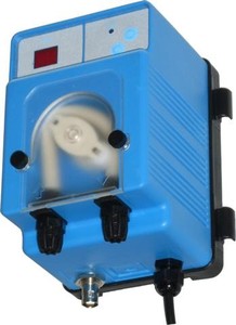 Fabriqué en Italie, contrôleur de pH rapide de type MP2, pompe péristaltique, système de dosage pour la purification de l'eau de piscine - Product Image 2