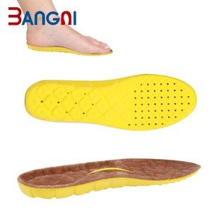 <span class=keywords><strong>Semelles</strong></span> intérieures en polaire corail, confortables et <span class=keywords><strong>chauffantes</strong></span>, avec soutien de la voûte plantaire, pour la vente en gros - Product Image 4