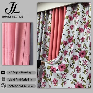 Cortinas Opacas con Estampado Floral para Sala de Estar, 100% Poliéster, Aislantes y Reductoras de Ruido, Juego de 3 Piezas, Listas para Usar, Exportación al por Mayor - Product Image 2