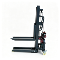 Mini-Lastenaufzug Kleiner Gabelstapler 550kg Kranlift 48V/500A Batterie Vollelektrischer Stapler für Bühnenlicht, Soundboxen und Einzelhandel