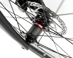 Bicicleta de Carretera Inalámbrica Cyclone-3rd Rs-24s |   Disco Hidráulico de 38 mm para Bicicleta de Carreras con Desviador Delantero 105 Cyclone-3rd (rs-24) de 24 Velocidades - Product Image 4