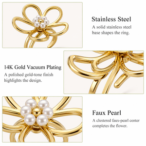 Bague ajustable en acier inoxydable avec fleur en fausses perles, plaquée or 14K sous vide, design à pétales ouverts - Product Image 3