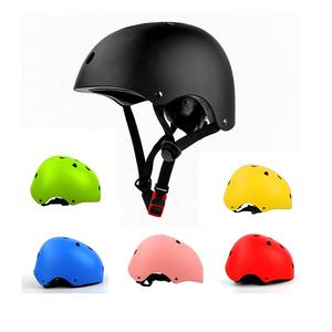 Casco de Seguridad Unisex Aprobado por La CE para Patinaje sobre Ruedas Bicicleta Scooter Bicicleta Monopatín Esquí Boxeo-para Adultos y Niños - Product Image 1