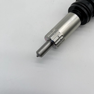 High Quality Diesel Fuel Injector 095000-8620 for 6M60T ME306200 - Product Image 4