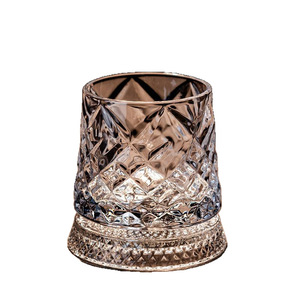 แก้ววิสกี้คริสตัลหมุนได้สุดหรูพรีเมียมแบบกำหนดเอง แก้วน้ำแบบแกะสลักลายเพชร แก้ววิสกี้หมุนได้ - Product Image 6