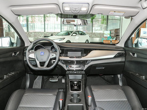 Changan Eado <span class=keywords><strong>Ev460</strong></span> Usado, Vehículo Eléctrico Puro, Batería de Litio, Celda de Combustible, Caja de Cambios Automática, Volante a la Izquierda, Precio Accesible - Product Image 2