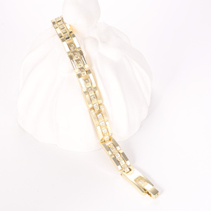 Cm Đồ Trang Sức Bán Buôn Thời Trang Brass Chất Lượng Cao 14K Mạ Vàng Zircon Vòng Đeo Tay Tennis Vòng Đeo Tay Hollow out Khắc Mê Cung Hình Dạng - Product Image 3