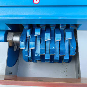 MC230 Spot machine à rainurer hydraulique électrique pour palettes en bois machine à rainurer hydraulique pour palettes en bandes de bois - Product Image 2