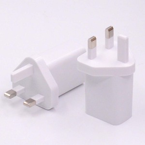 Caricabatterie da Muro 5V 2A con Spina UK a 3 Pin, <span class=keywords><strong>Ricarica</strong></span> Rapida per Telefoni Cellulari, Smartwatch e Auricolari, Prezzo Molto Conveniente, Logo Laser Gratuito - Product Image 2