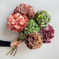 Hortensias vintage réalistes brodés de haute qualité en tissu pixel, aux tons automnaux, doux et veloutés, pour la décoration de mariage et de la maison