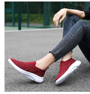 Zapatillas Deportivas de Mujer con Parte Superior de Punto, Ligeras, de Gran Tamaño, para <span class=keywords><strong>Tenis</strong></span>, Gimnasio, Correr, Estilo Slip-On, Mocasines para Caminar - Product Image 5