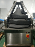 Machine de pesage, de division et de façonnage de pâte à pain, machine de découpe et de façonnage continue