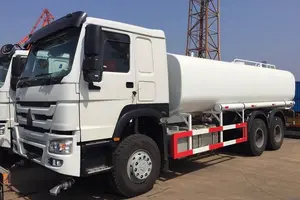 Sinotruk Tank Truck 10000 Litros 6x4 Mão Esquerda Dirigindo caminhão tanque de água à venda na arábia saudita