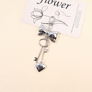 Llavero Minimalista de Aleación Plateada <span class=keywords><strong>con</strong></span> Mariposa y Corazón <span class=keywords><strong>Espejo</strong></span> para Coche, Colgante para Bolso - Product Image 3