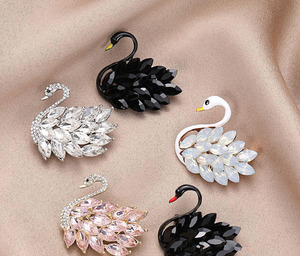 Nuevo Producto: Broche de Cisne Negro con Pedrería y Electrochapado Rosa, Regalos para el Día de la Madre, Broches de Lujo para Mujer, Recuerdos para Bodas y Fiestas - Product Image 1