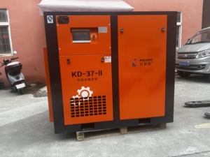 Compresseur d'air à vis à aimant permanent à deux étages KELAIDE KD-37-II 37 kW, sans huile, refroidi par air, modèle industriel - Product Image 1