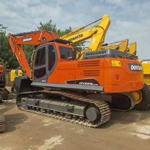 Doosan-Excavadoras Komatsu DX225 DX300, tamaño mediano, 22,5 toneladas, con motor Cummins y caja de cambios en buenas condiciones - Product Image 1