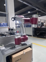 JAKA A5 Robot collaboratif vertical intelligent à 6 axes, bras robotisé, charge utile de 5 kg, flexible, haute efficacité, palettisation industrielle
