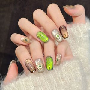 Nouveau produit lancé - Katy avec chapeau - Vernis à ongles artisanal tridimensionnel, mignon, caramelisé, Maillard, avec nœud, à porter - Product Image 4