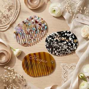 Ensemble peigne et miroir de mariée vintage, personnalisable avec nom et initiales, cadre en acétate ovale, durable, cadeau pour demoiselle d'honneur, fête prénuptiale - Product Image 1