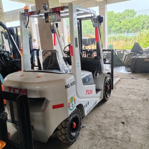 Suministro de puntos calientes de TCM3 toneladas, 3,5 toneladas, aumentado en 4,5 metros con carretillas elevadoras diésel o camiones de manipulación - Product Image 2