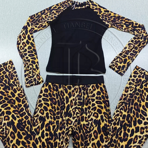 Traje de lunares personalizado 2026, traje casual con pantalones cortos, estampado de lunares, logotipo personalizado, <span class=keywords><strong>camisa</strong></span> de algodón de alta calidad, ropa de descanso - Product Image 2