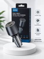 Chargeur de voiture USB à double port Type C PD 30W PPS 33W à charge rapide, avec logo personnalisé OEM, en métal, antidérapant, avec accent argenté sur la bordure.