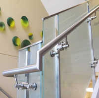 Prima Modernes Innen- und Außenbereichs-Rundgeländer aus Metall für Villa-Treppen & Terrassenprojekte