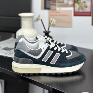 Chaussures de course rétro de luxe de qualité supérieure pour hommes et femmes, baskets décontractées de luxe, chaussures de sport décontractées originales pour la marche - Product Image 3