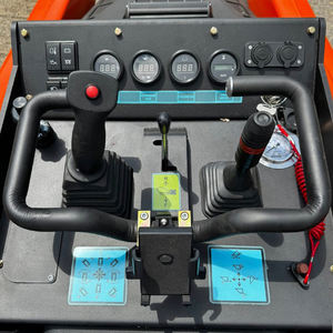 Minicargador compacto V1000 con motor diésel de 25Hp, certificado CE EPA para espacios reducidos con accesorios completos - Product Image 6