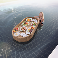 Plateau flottant en rotin pour piscine : ovale, multi-plats, imperméable pour les repas et les loisirs au bord de la piscine