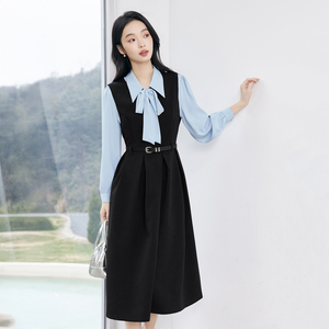 Robe-veste bleu marine professionnelle pour étudiants, idéale pour les entretiens d'embauche et les occasions formelles de printemps - Product Image 2