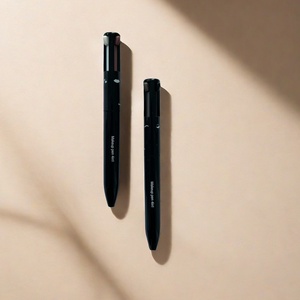 Lápiz de Maquillaje 4 en 1, Lápiz de Cejas de 4 Colores, Delineador de Ojos, Delineador de Labios, Iluminador, Lápiz de Maquillaje 4 en Uno - Product Image 1